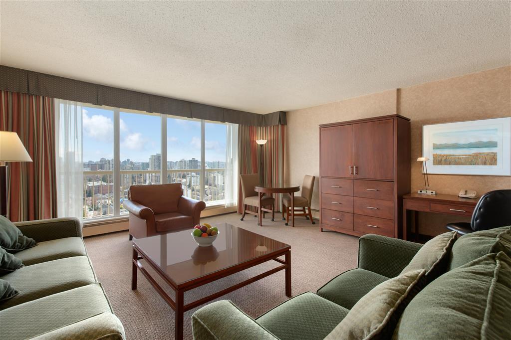 Coast Plaza Hotel And Suites Vancouver Extérieur photo