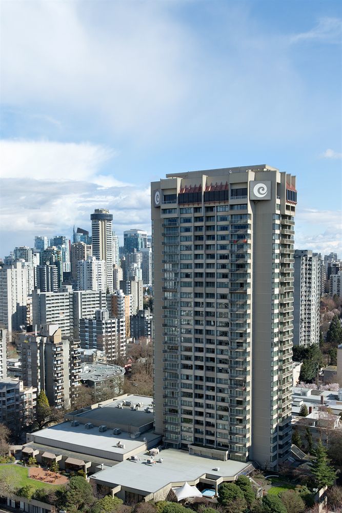 Coast Plaza Hotel And Suites Vancouver Extérieur photo